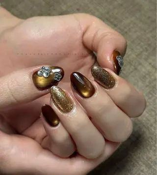 ミディアム HOANG NAILのネイルデザイン