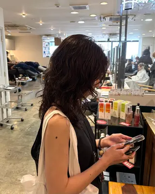 ミディアム パーマ 高山 鳳成のヘアスタイル