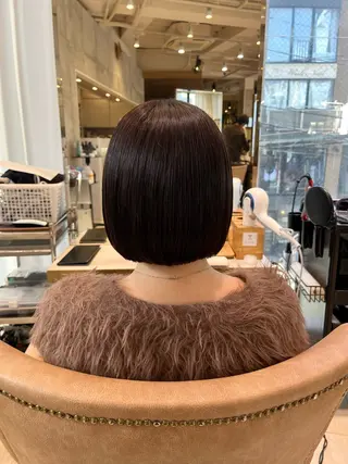 ショート カラー 🍯レイヤー/ボブ 🍯髪質改善️ みゆのヘアスタイル