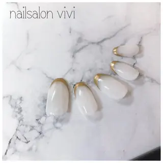 ネイル ＶＩＶＩ nailsalonのネイルデザイン