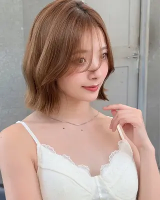 ショート カラー 木元 瑛✂︎ボブのヘアスタイル