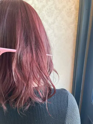 ミディアム カラー ヒヨシ ルナのヘアスタイル