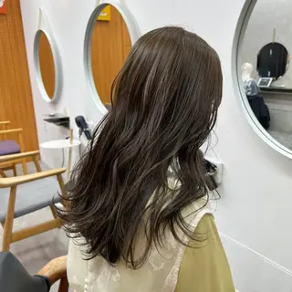 ロング カラー kana ARENDのヘアスタイル
