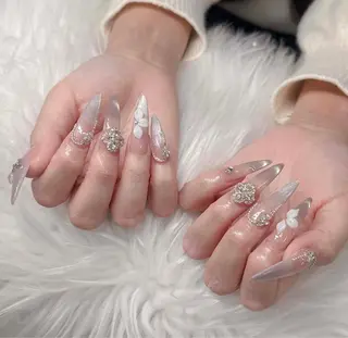 ネイル Lee Nailsのネイルデザイン