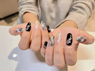 ネイル Lien（リアン） 銀座駅6分のネイルデザイン