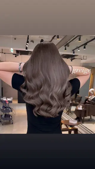 ロング カラー 💜ハイトーン💛 マジカルかいちゃんのヘアスタイル