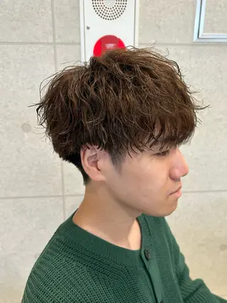 パーマ メンズ 宮之本 峻也のヘアスタイル