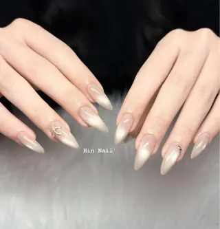 ネイル HIN NAILのネイルデザイン