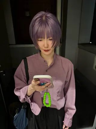 ショート カラー SALOWIN所属・ブリーチ✨ ボブ✨レイヤーのヘアスタイル