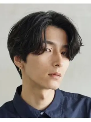 ミディアム パーマ メンズ パーマ特化🔥 ワタベリョウマのヘアスタイル