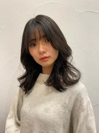 ミディアム Ash中目黒店 榊間茜のヘアスタイル