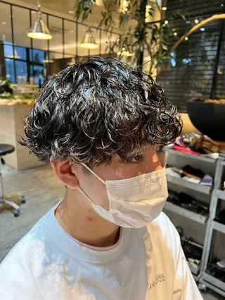 ショート パーマ メンズ fifth JINGUMAE所属・波巻きスパイラルパー マ/シャドウパーマ駿のヘアスタイル