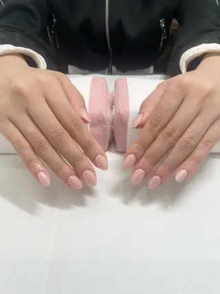 ネイル anna 🤍🌷 MAXKELLYのネイルデザイン