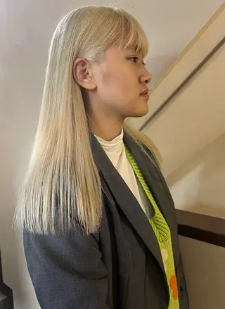 ロング 東のりか/ハイトーン ブリーチカラー/ボブのヘアスタイル