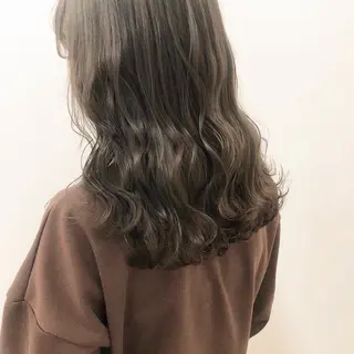 セミロング カラー GOODDAY ヘアサロンのヘアスタイル