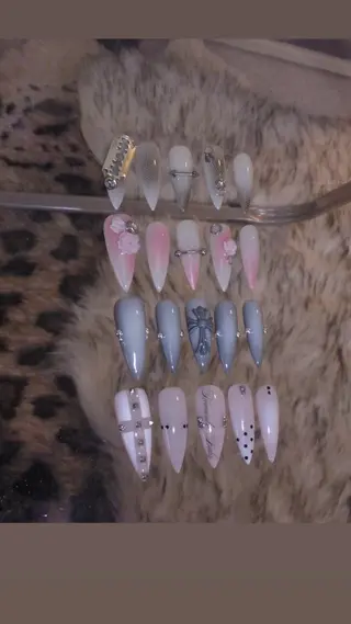 ネイル U. azusa🪷のネイルデザイン