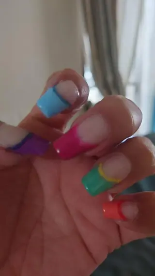 ネイル Fleur 【フルール】のネイルデザイン