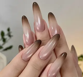 ネイル NiNa ビューティーサロン所属・Ni Naのネイルデザイン