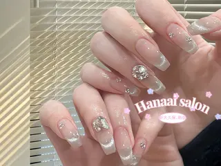 ミディアム Hanaai Salon新宿店のネイルデザイン