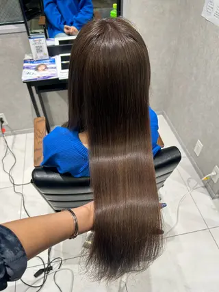 カラー 透明感カラー💙 束感マツエク🪼海月のヘアスタイル