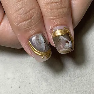 ネイル atelier　FIORITURA所属・FIORITURA aiのネイルデザイン