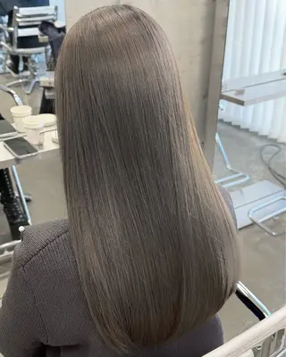 ロング カラー 高橋大樹/グレージュ 透明感/髪質改善のヘアスタイル