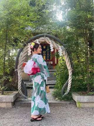 ヘアアレンジ 美容室アイカ所属・大宮美容室IKA エステサロンのマツエク・マツパデザイン