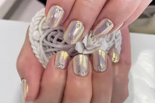 ネイル ママリンド　志村坂上店所属・しみ えんのネイルデザイン