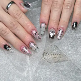 ネイル Maggie Nail🦩のネイルデザイン