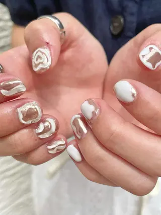 ネイル 🎀ボブ+ハイトーン シュカ👶🏻のヘアスタイル