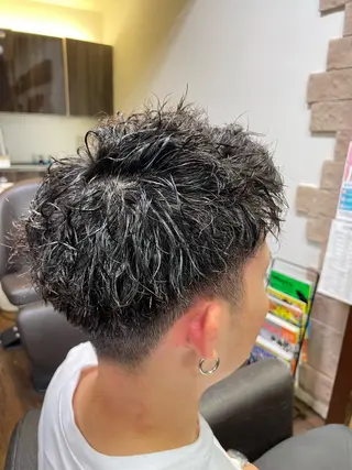 ショート OZON所属・⚡️メンズヘア専門 一瀬の眉毛・アイブロウイメージ