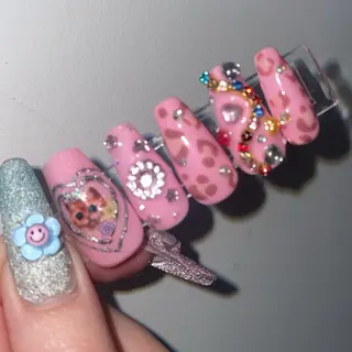 ネイル RICO NAIL所属・RICO Nail パーツつけ放題🌈のネイルデザイン