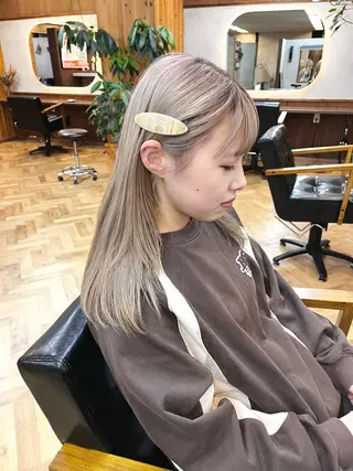 セミロング カラー ヘアアレンジ esu西梅田所属・ena/ブリーチなし 透明感・レイヤー🎀のヘアスタイル