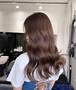 ロング カラー elyts所属・【elyts】 メイのヘアスタイル