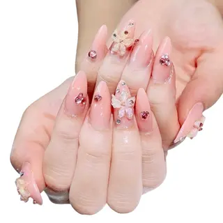 ネイル GlowNailsサロン_大須名古屋所属・Glow Nailsのネイルデザイン