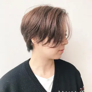 ショート AGU akariのヘアスタイル