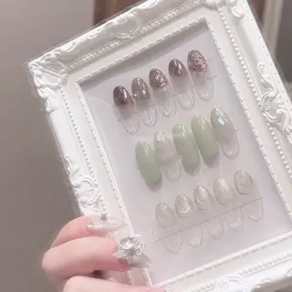 ミディアム ごとう わかのネイルデザイン