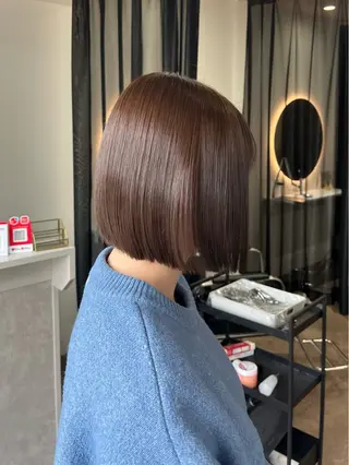 ショート 本木下朋花/髪質 改善×ダブルカラーのヘアスタイル