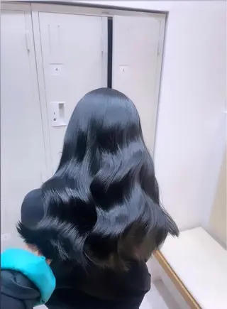 ロング カラー 湯田 竜也のヘアスタイル