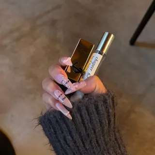 ネイル パークバイトウキョウ arisaのネイルデザイン