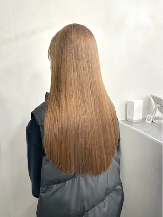 カラー 苗代萌/ぷるツヤ髪 🫧／レイヤーカットのヘアスタイル