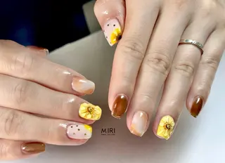 ネイル Miri nail salonのネイルデザイン