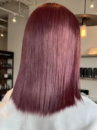 ミディアム カラー 岸下 理緒のヘアスタイル