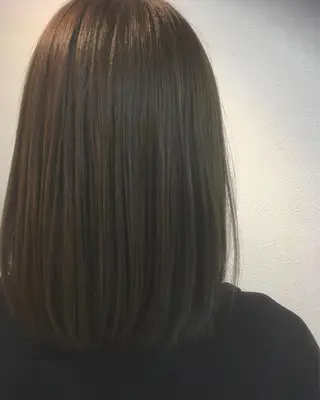 セミロング カラー 安永 涼のヘアスタイル