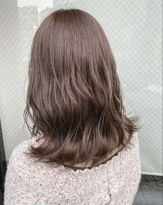 セミロング 🫧顔周りカット 🫧樫村優香のヘアスタイル