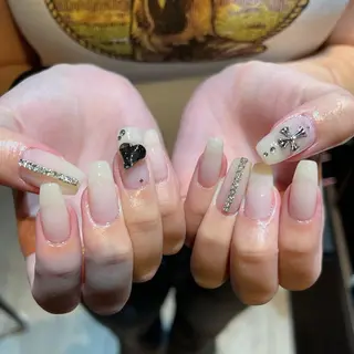 ネイル 8113 海外/y2k/韓国のネイルデザイン