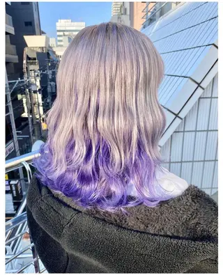 ミディアム カラー GARU-ガル-所属・TSUNO🦖 派手髪/オタク美容師のヘアスタイル