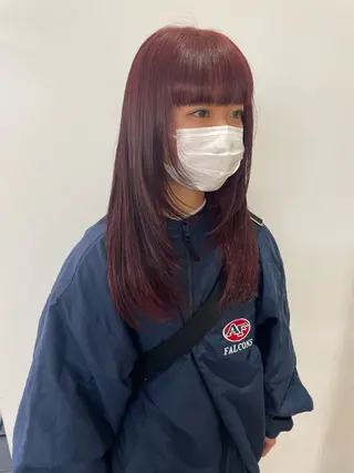ロング カラー MIU/ルーツカラー 顔まわりレイヤーのヘアスタイル