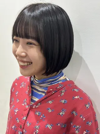 ショート 🐝 朝ラク・扱いや すいボブ／専門🐝のヘアスタイル