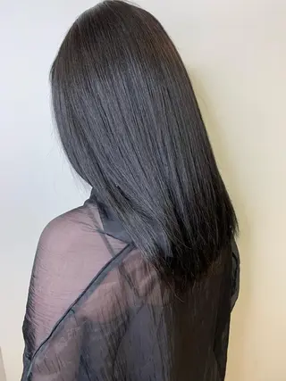 セミロング カラー 萌花　moeka /韓国/レイヤーのヘアスタイル